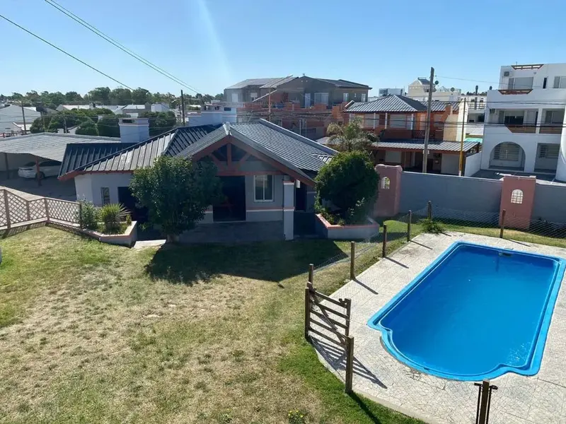 La pileta de Delfines